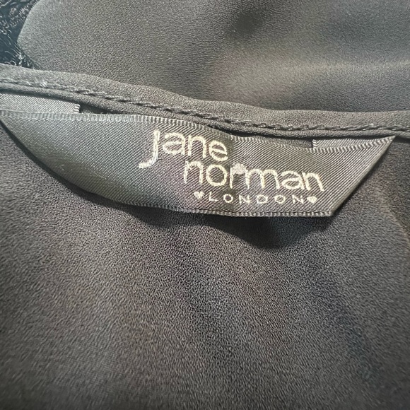 Jane Norman Black Camisole size 8 - Picture 5 of 9